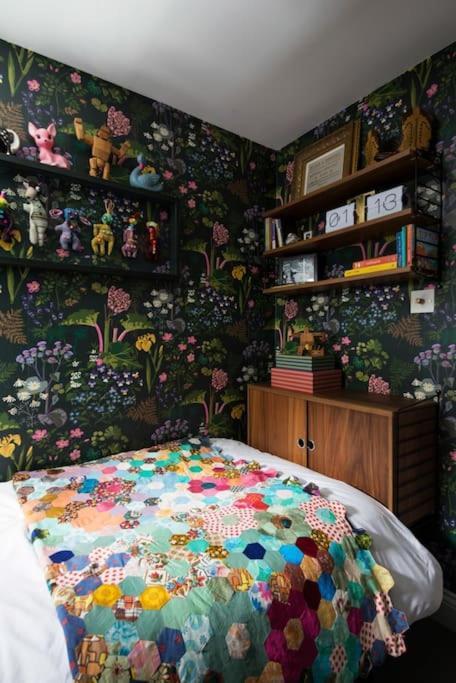 Large Townhouse Just 2 Minutes From The Sea/i360! Hove