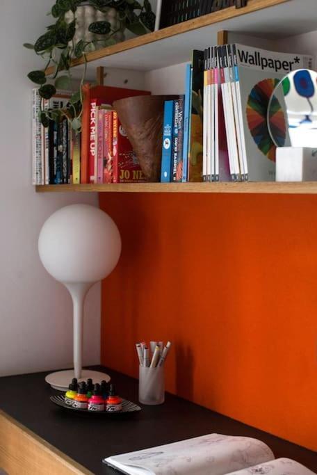 Large Townhouse Just 2 Minutes From The Sea/i360! Hébergement de vacances *
